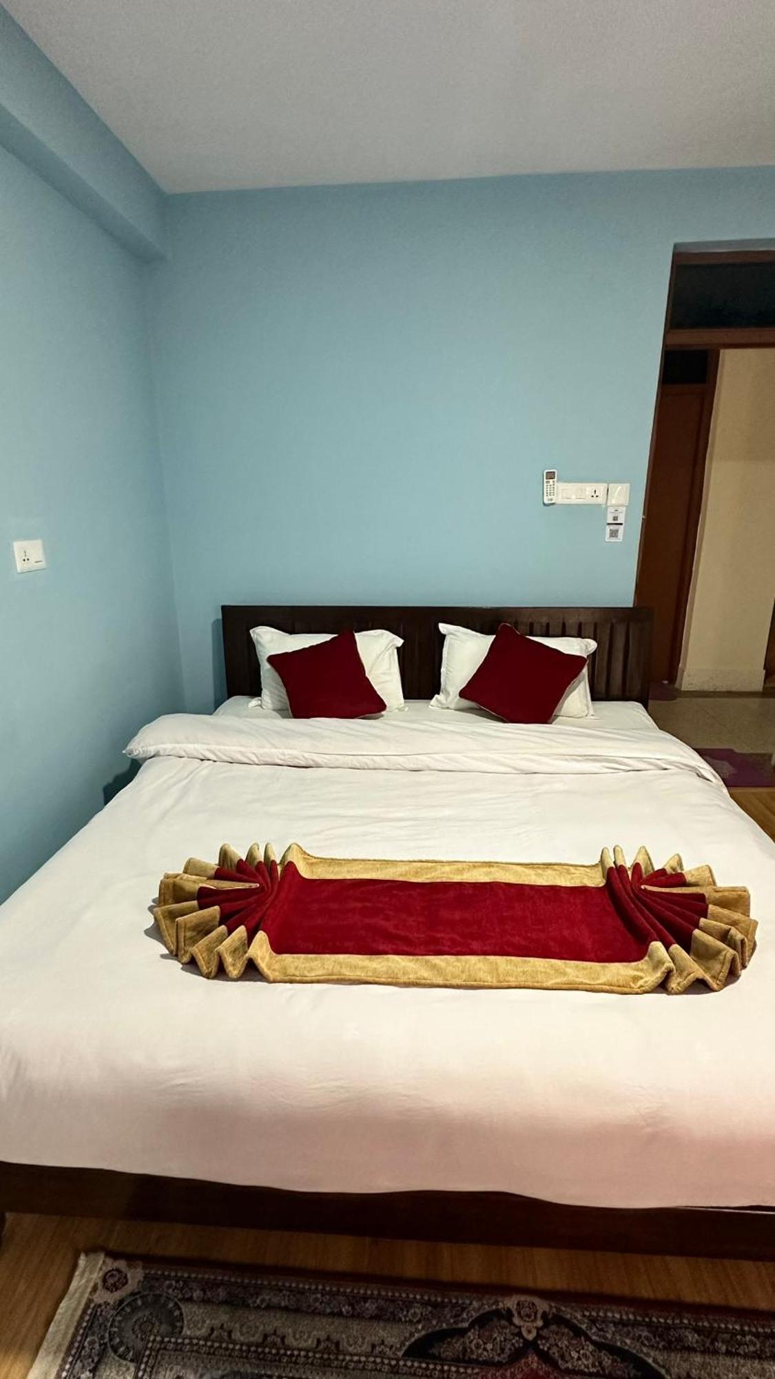 Ps Boutique Hotel Катманду Экстерьер фото