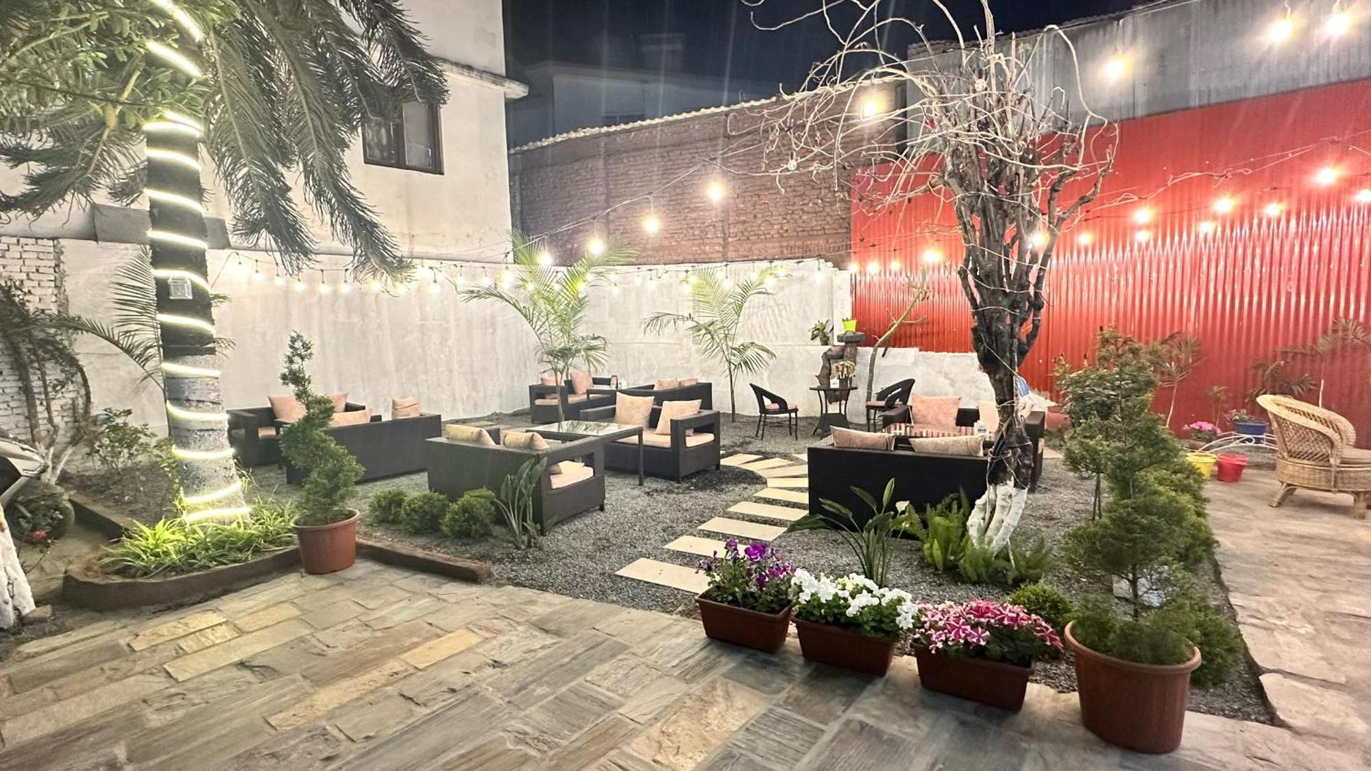 Ps Boutique Hotel Катманду Экстерьер фото