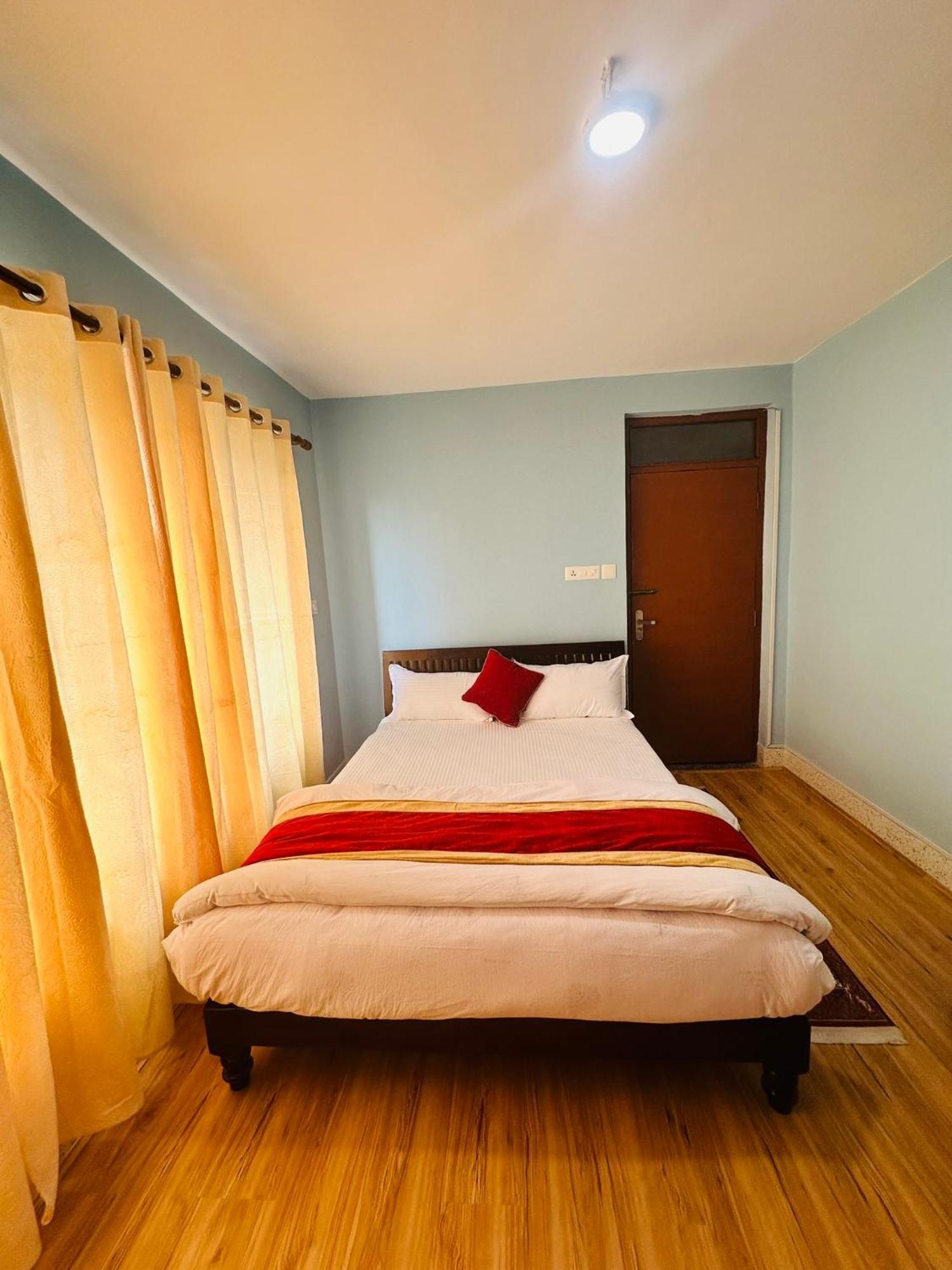Ps Boutique Hotel Катманду Экстерьер фото